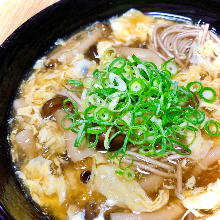 冷凍きのこで包丁要らず♪あんかけ卵とじ蕎麦